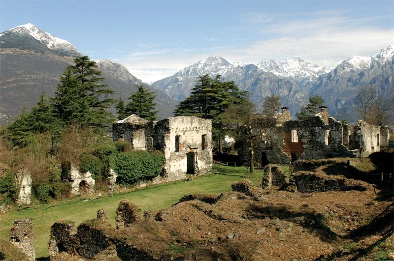 Forte di Fuentes above the Pian di Spagna plain in Colico